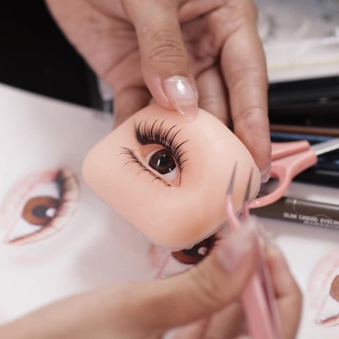 Mắt silicon (1 cặp trái phải)