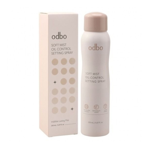 Xịt khoá nền ODBO soft mist oil control 150ml