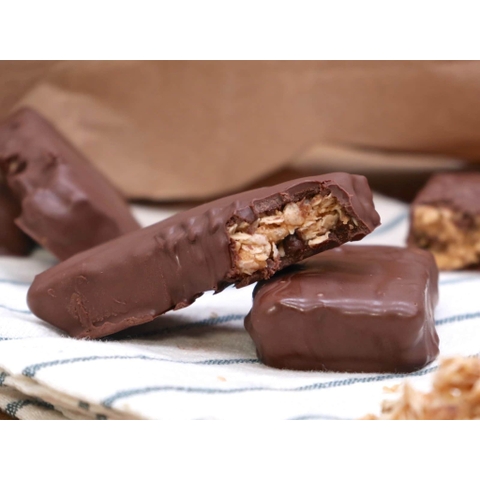 HỘP 5 THANH SOCOLA PHỦ YẾN MẠCH & DỪA Weight Watchers Choc Coconut Delight Bar, VỊ VANILLA, 105g (5 bars)