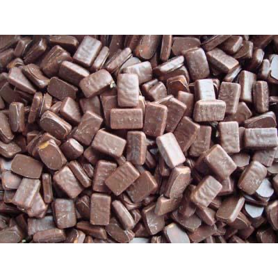 TÚI BÁNH SOCOLA ĐEN – NHÂN BƠ MẬT ONG Pascall Hokey Pokey Flavour Lumps, 120g