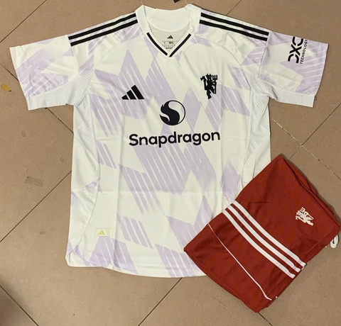 Quần áo bóng đá ClB 13