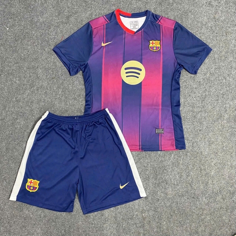 Quần áo bóng đá ClB 04