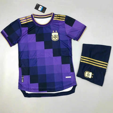 Áo đội tuyển 18