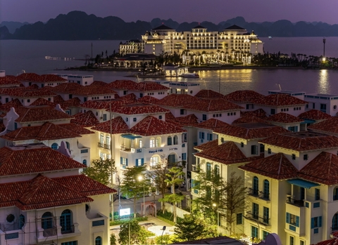 Check-in Sang Chảnh Tại Villa Sát Biển Bãi Cháy View Đẹp