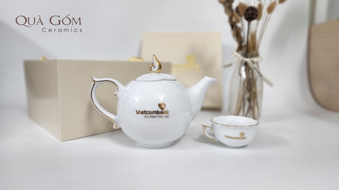 Bộ ấm chén trắng mẫu đơn viền vàng Vietcombank