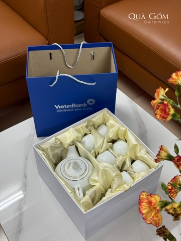 Bộ ấm chén trắng viền vàng Vietinbank