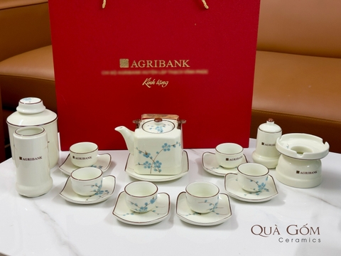 Set quà tặng bộ ấm chén sứ và phụ kiện đầy đủ Agribank