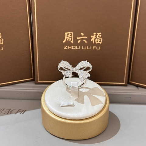 Nhẫn Bạc Hoạ Tiết Nơ Đính Đá Nhân Tạo