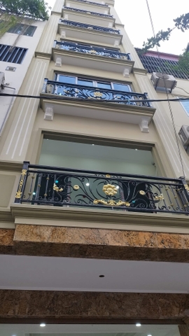 NHÀ MẶT NGÕ 114 TRUNG KÍNH