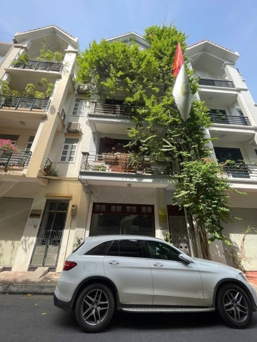 NHÀ PHÂN LÔ NGÕ 169 DOÃN KẾ THIỆN