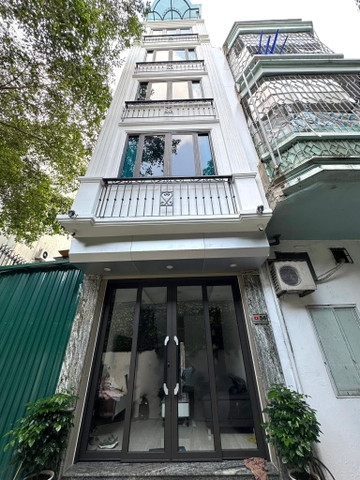 NHÀ MẶT PHỐ TRUNG KÍNH