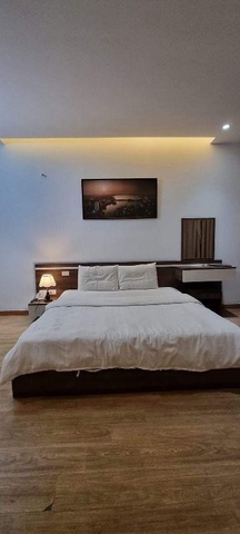 NHÀ PHÂN LÔ TRUNG YÊN