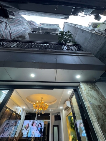 PHÂN LÔ HOÀNG QUỐC VIỆT