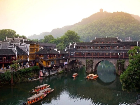 Hà Nội – Nam Ninh – Quế Lâm- Dương Sóc– Nam Ninh - Hà Nội