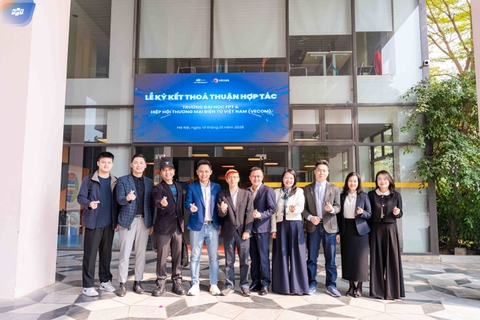 VECOM & TRƯỜNG ĐẠI HỌC FPT KÝ KẾT THOẢ THUẬN HỢP TÁC CHIẾN LƯỢC