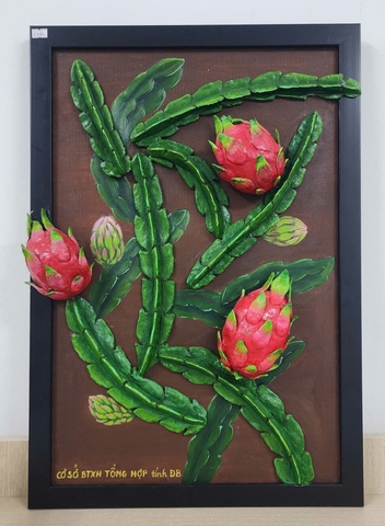 Tranh đất sét: Mùa Thanh Long
