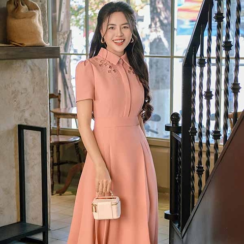 Đầm sơ mi thêu hoa