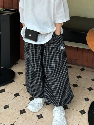 QD Caro Đen Ống Bo Ly