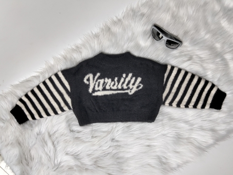 Áo Len Đen Mix Tay Pukids