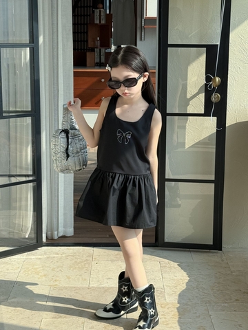 Váy Ngắn Đen Nơ Đá XTP