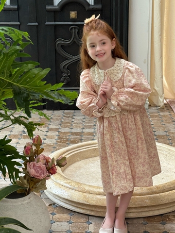 VD Kem Hoa Hồng Cổ Ren Chengle