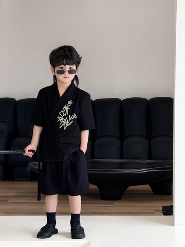 SN Vest  Đen Lá Trúc Kèm Quạt YH