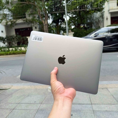 【Đã qua sử dụng】Apple MacBook Pro 2019 13.3 inch - Core i7 2.8GHz | RAM 16Gb | SSD 128GB - Silver |  JapanSport