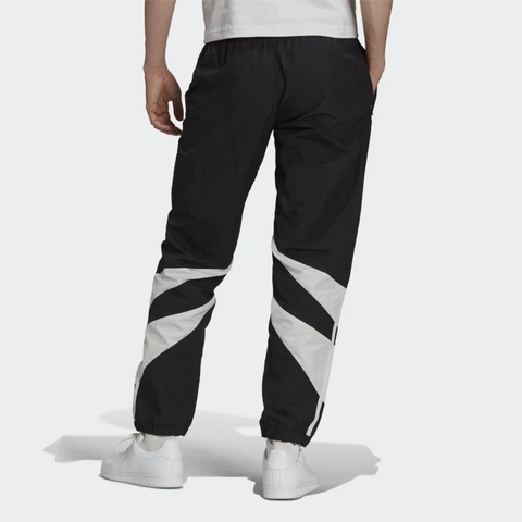 Quần Adidas Nam Chính Hãng - SPRT SHARK WOVEN TRACK PANTS - Đen | JapanSport H06758