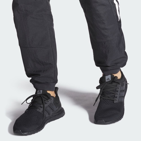 Giày Chạy Nam Adidas Chính hãng - Ultraboost 1.0 - Đen | JapanSport HQ4199