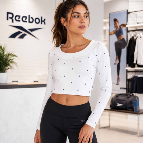 Áo Reebok Nữ Chính Hãng - Long Sleeved Classics Crop - White | JapanSport - CF3148