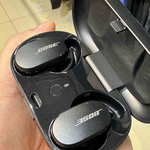 【Đã qua sử dụng】Tai nghe Bose chính hãng - QuietComfort Earbuds - Đen | JapanSport