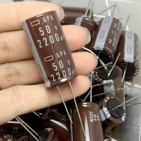 Tụ điện hóa 50V2200uF 2200uF50V 2200uF 50V GPA hãng NCC kích thước 18x35mm