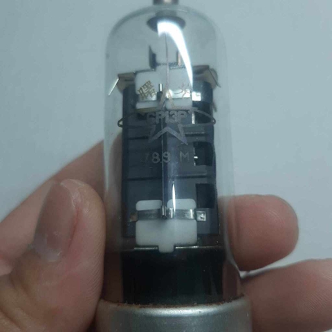 Bóng đèn điện tử 6P13P 6N13C