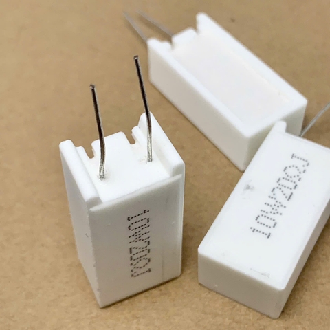 4 cái điện trở sứ 10W 20ohm 20R 10W20R chân dọc 12x17x35mm
