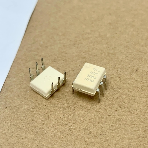 2 cái MOC3083 OPTO TRIAC DIP-6