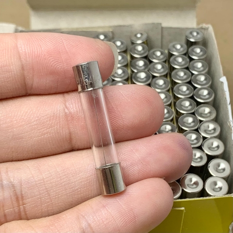10 cái cầu chì ống thủy tinh 250V 0.5A kích thước 6x30mm