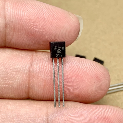 10 cái BC517 517 TRANSISTOR 40V 1A NPN TO-92