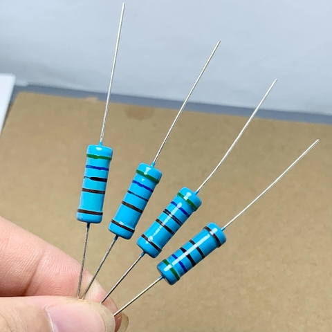 5 cái điện trở vòng màu 3W 5.6KR 5.6Kohm 5KR6 562