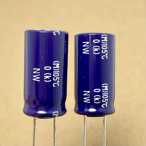 4 cái tụ điện hóa 470uF 35V 35V470uF chính hãng Nippon LXZ xanh dương 10x20mm