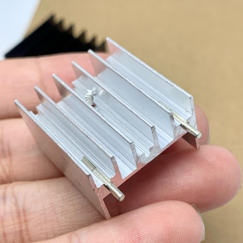 Tản nhiệt 25x24x16mm ZIP15 TDA7294 L298 LM1876TF và TRIODE chuyên dụng khác