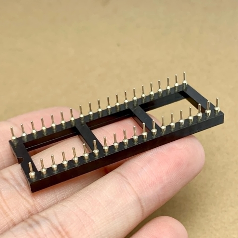 Đế cắm IC 40 chân DIP-40 40P 40PIN 50x18mm chân đồng hàng tốt