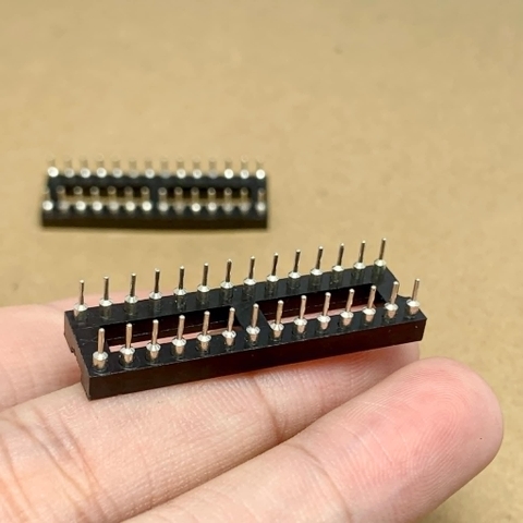 Đế cắm IC 28 chân DIP-28 28P 28PIN 36x10mm chân đồng hàng tốt