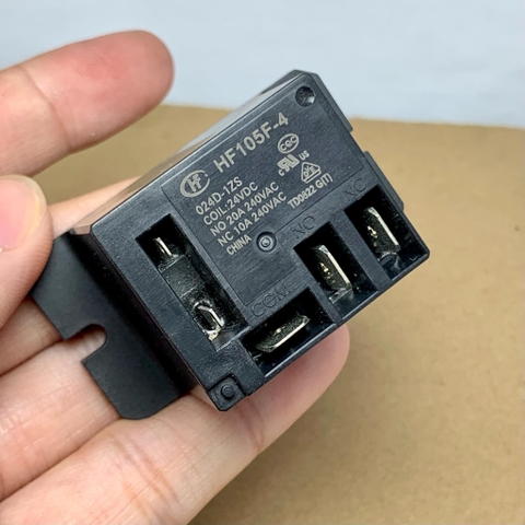 JQX-105F-4-024D-1ZS HF105F-4-024D-1ZST RELAY ROLE 240VAC 20A cuộn dây 24VDC 5 chân