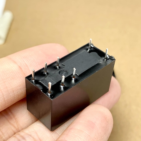 RELAY ROLE HF115F-024-2ZS4 HF/JQX-115F-024-2ZS4 8 chân 8A 250VAC cuộn dây 24V 12x15x30mm