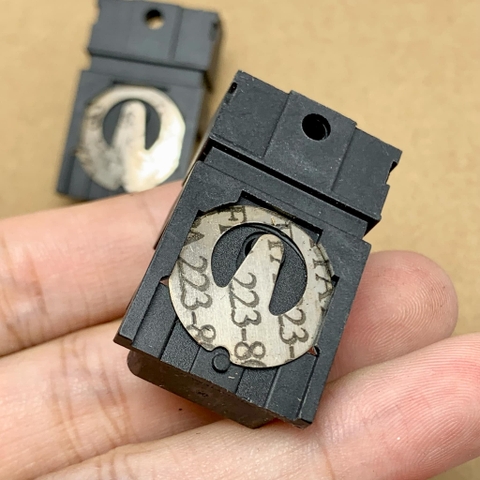 2 cái công tắc role ngắt ấm siêu tốc 220V 13A FADA SL-888-B