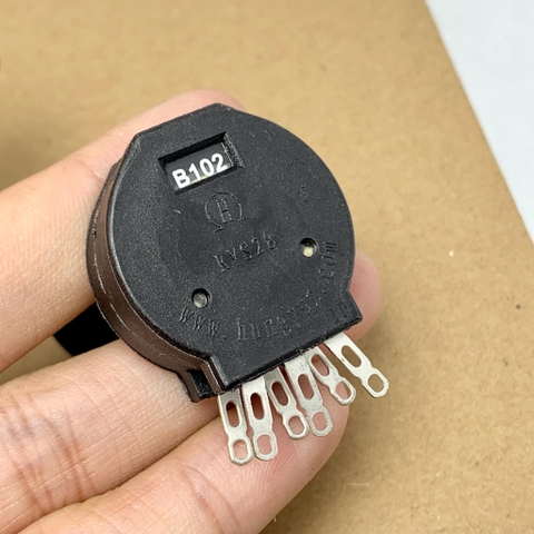 2 cái biến trở chiết áp volume máy hàn RVS28 B102 1KR 1Kohm 6 chân đôi