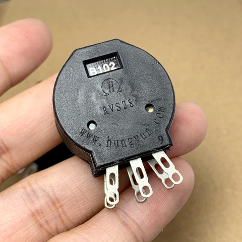 2 cái biến trở chiết áp volume máy hàn RVS28 B102 1KR 1Kohm 6 chân đôi