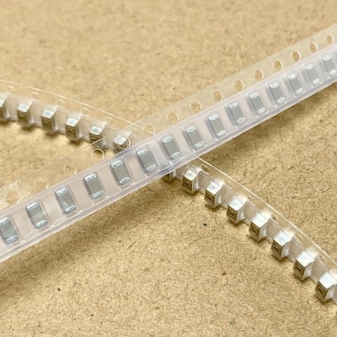 20 cái tụ dán SMD 1206 105K 1uF 50V 105P X5R
