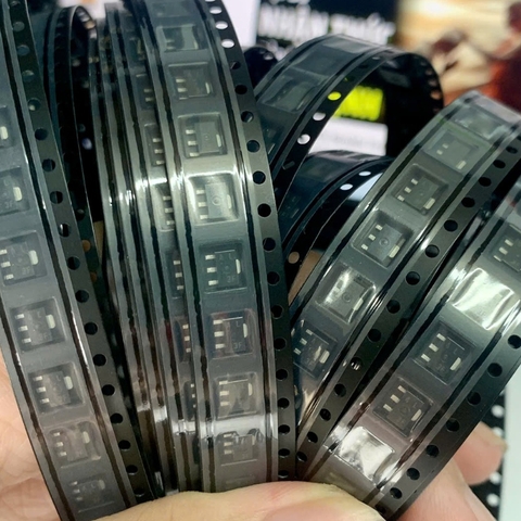 2 cái 2SA1766 AL transistor 30V 300mA0.3A 100MHz PNP SOT-89/PCP