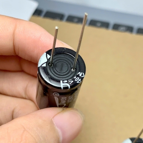 2 cái tụ điện hóa 47uf 450v 47uF450V ±20% kích thước 16x25mm